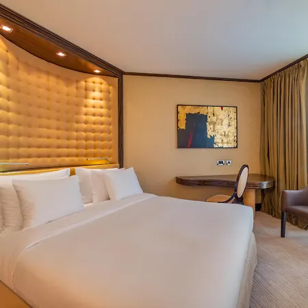 Hotel Nh Collection Carlo Iv Prague
