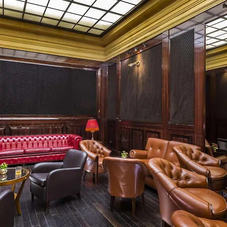 Nh Collection Carlo Iv