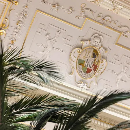 Hotel Nh Collection Carlo Iv