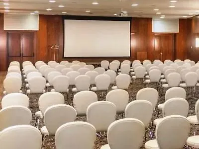 Nh Collection Carlo Iv Hotel