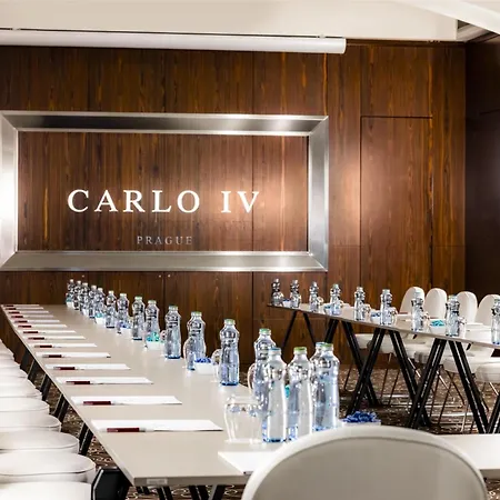 Nh Collection Carlo Iv Hotell 5*