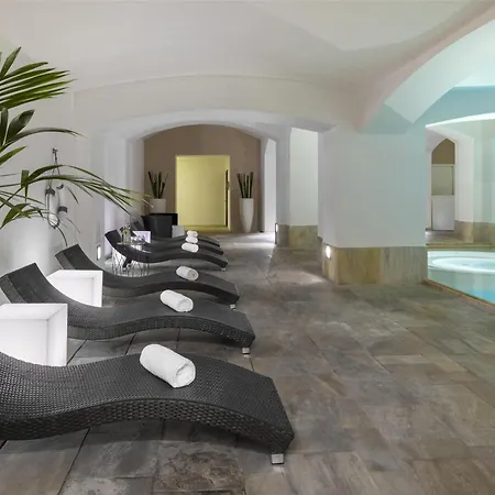 Nh Collection Carlo Iv Hotell Prag
