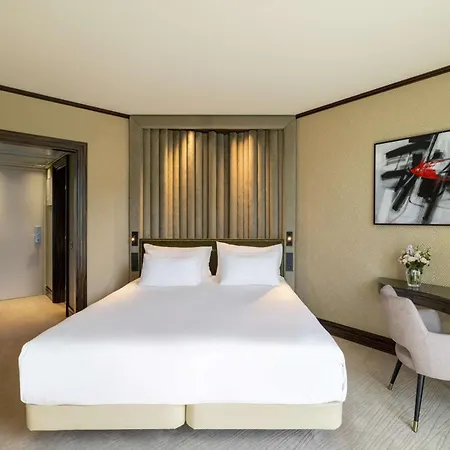 Nh Collection Carlo Iv Hotell Prag
