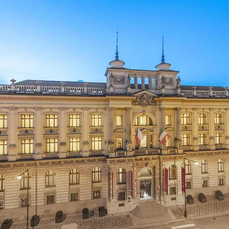 Nh Collection Carlo Iv 5* 布拉格