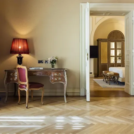 Nh Collection Carlo Iv Prag