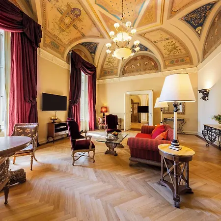 Hotel Nh Collection Carlo Iv