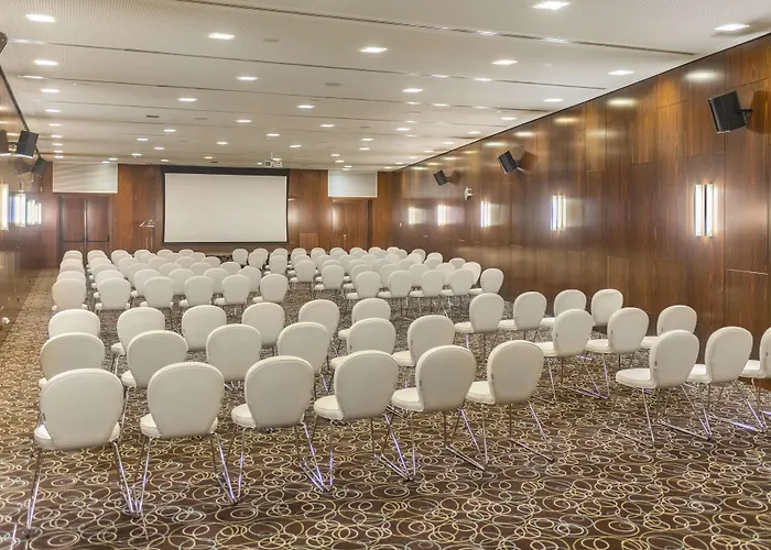 Hotel Nh Collection Carlo Iv