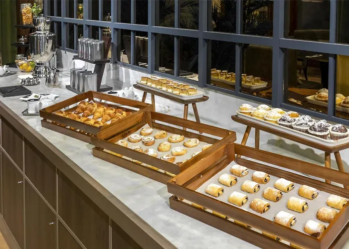 Nh Collection Carlo Iv