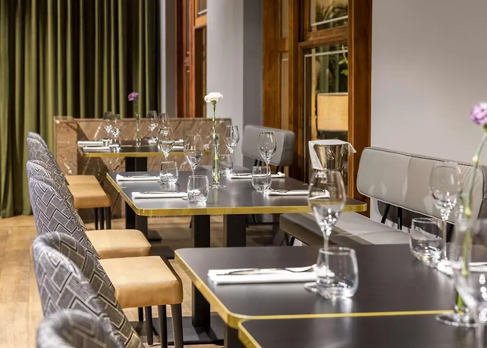 Nh Collection Carlo Iv