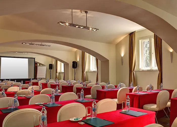 Hotel Nh Collection Carlo Iv