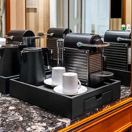 Nh Collection Carlo Iv Hotell Prag