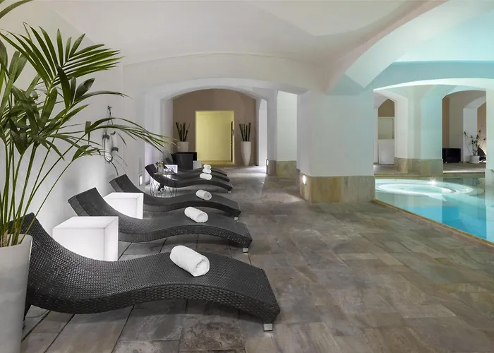 Nh Collection Carlo Iv Hotel Praag